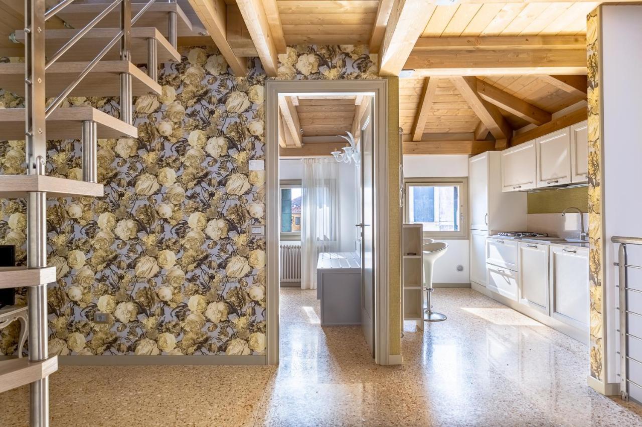 Ca' Cappello Venice Apartment 2 With Canal View エクステリア 写真