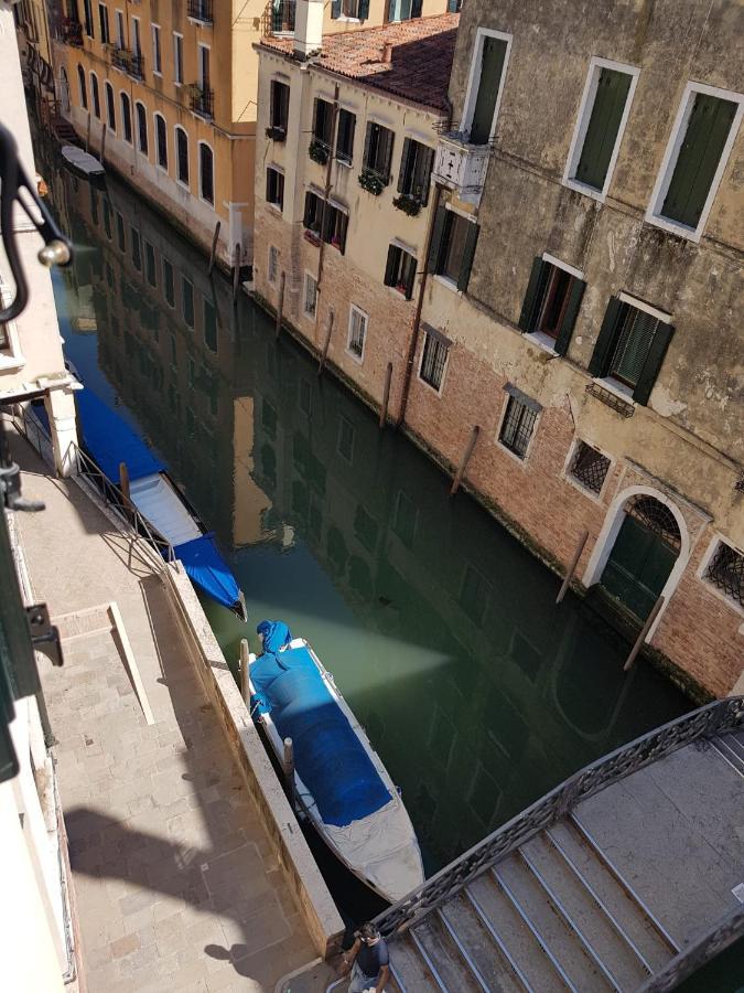 Ca' Cappello Venice Apartment 2 With Canal View エクステリア 写真