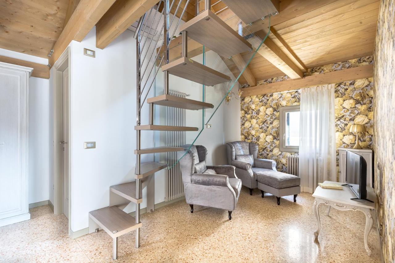 Ca' Cappello Venice Apartment 2 With Canal View エクステリア 写真